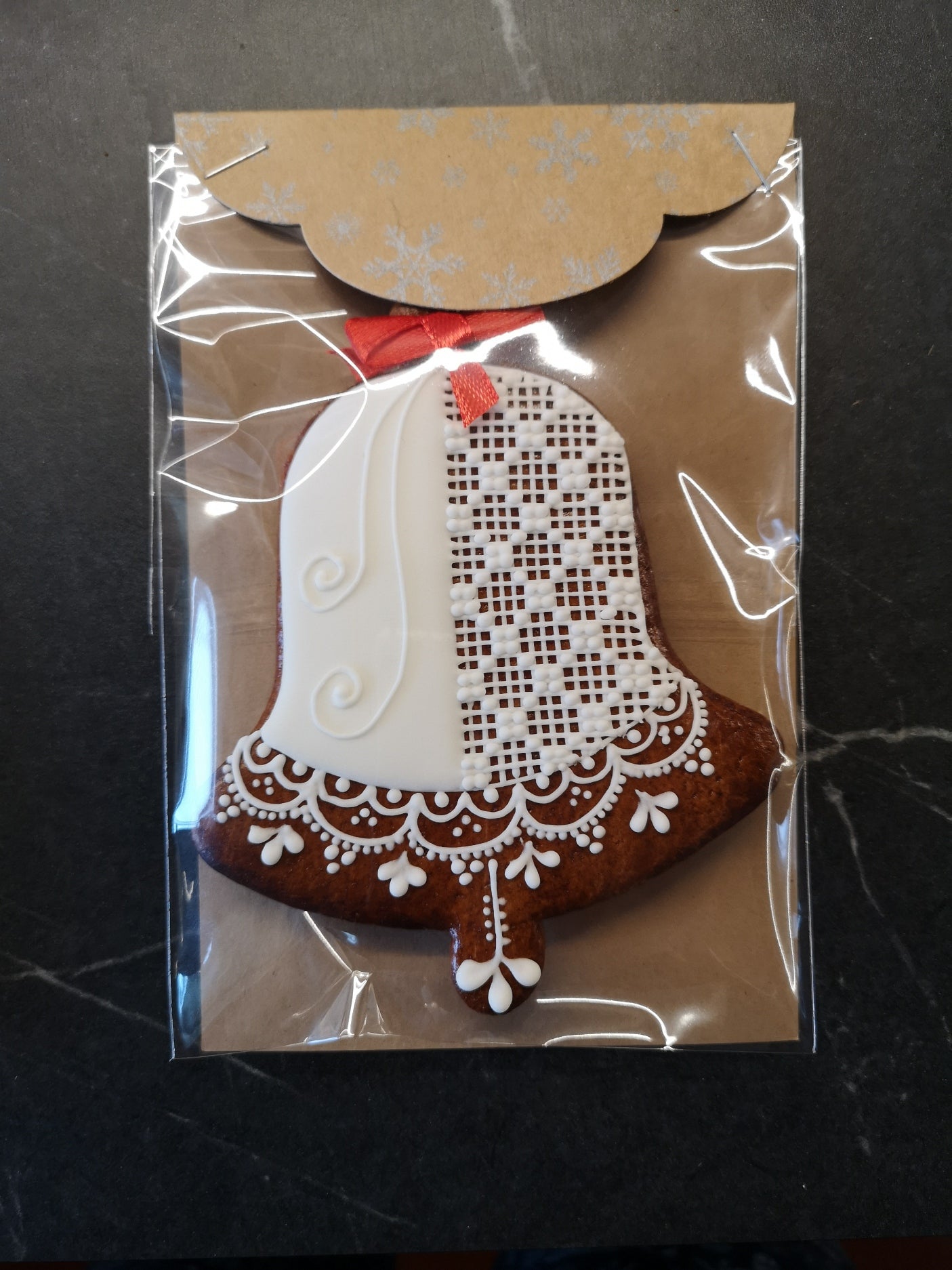 Vánoční zvoneček z perníku